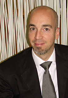 THOMAS BAYREUTHER